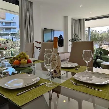 Apartamento Josefine - Meerblick, Pool Und Wellness Marbella